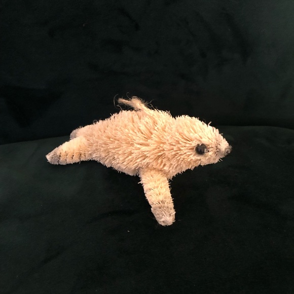 Bottlebrush Seal Ornament from West Elm - Picture 3 of 4